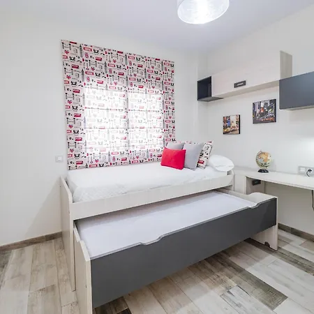 Cubo's Urban Town Centre Apartment Alhaurin el Grande